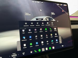 Tesla Model 3 bild 19