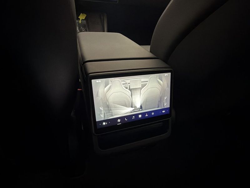 Tesla Model 3 bild 12