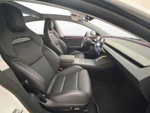 Tesla Model 3 bild 25
