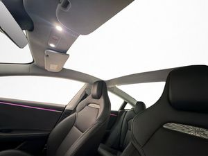 Tesla Model 3 bild 10