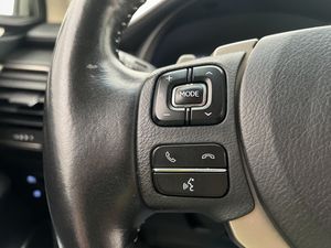 Lexus NX bild 16