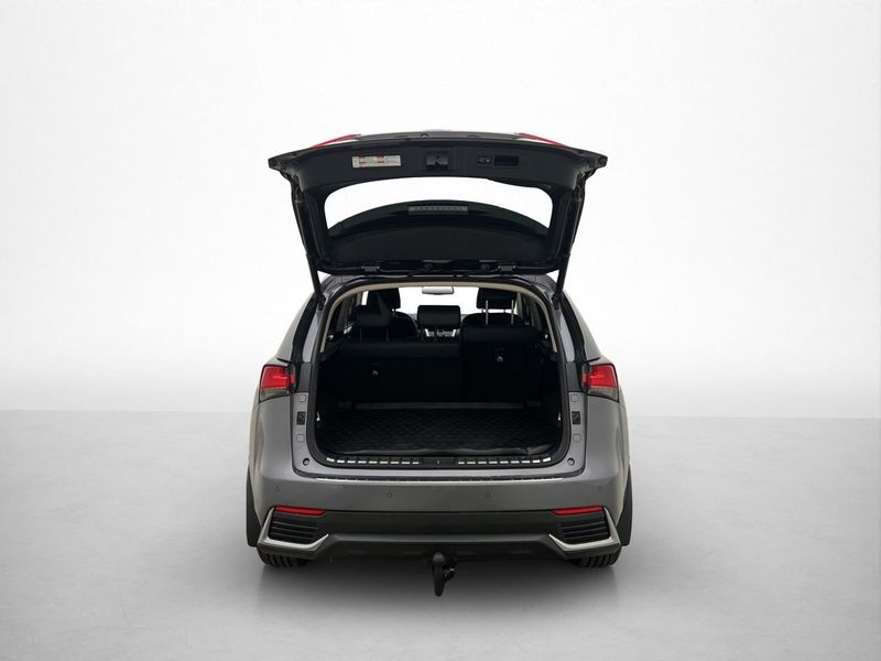 Lexus NX bild 29