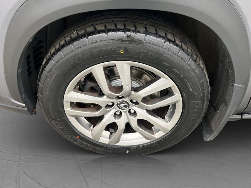 Lexus NX bild 31