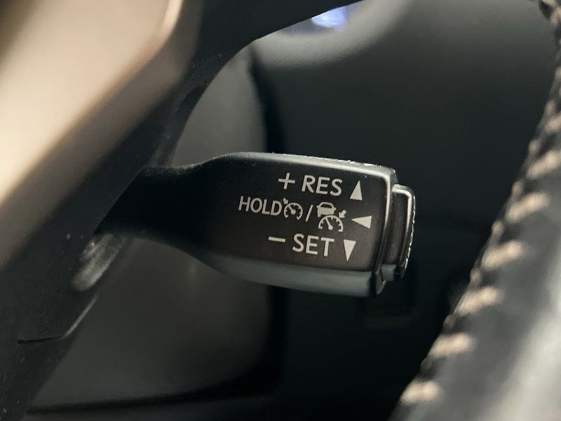 Lexus NX bild 19