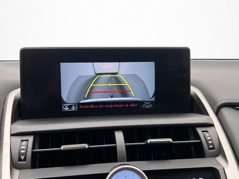Lexus NX bild 20