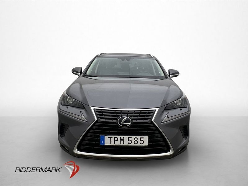 Lexus NX bild 2
