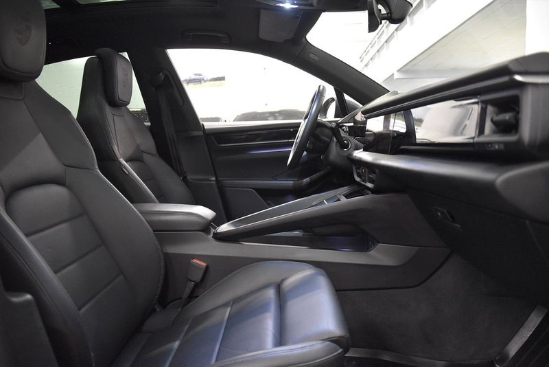 Porsche Macan bild 12