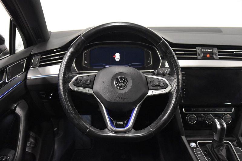 Volkswagen Passat bild 2