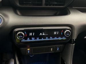 Toyota Yaris bild 16
