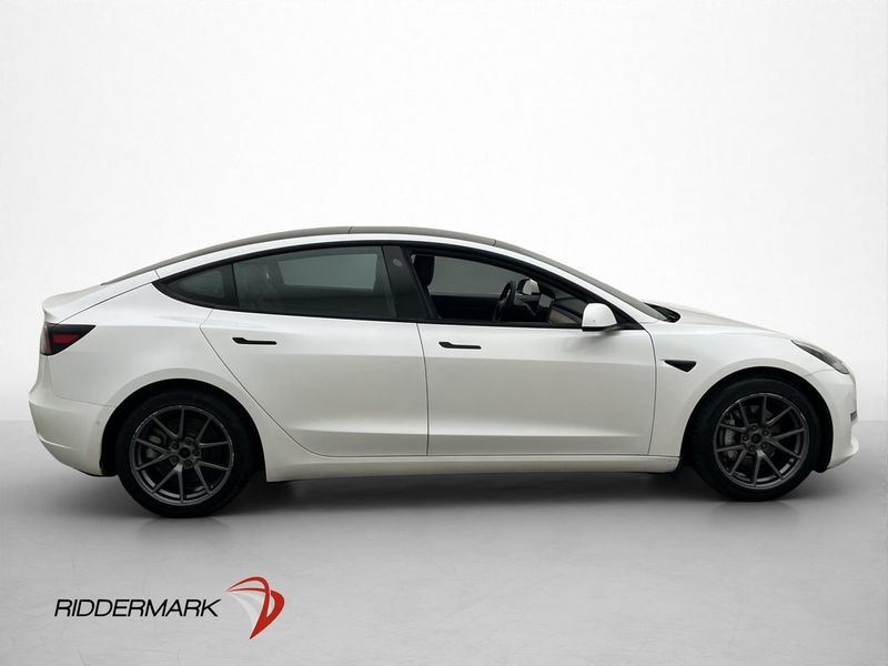 Tesla Model 3 bild 8
