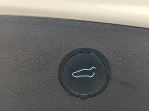 Tesla Model 3 bild 29