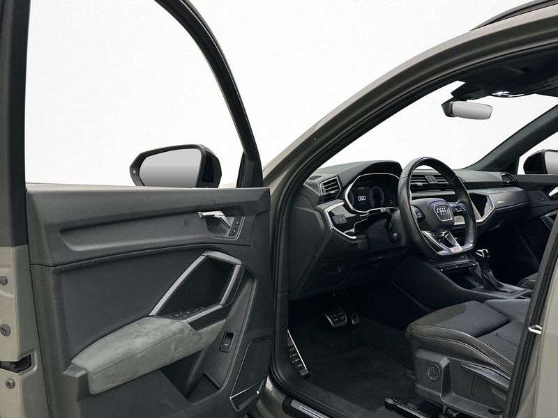Audi Q3 bild 11