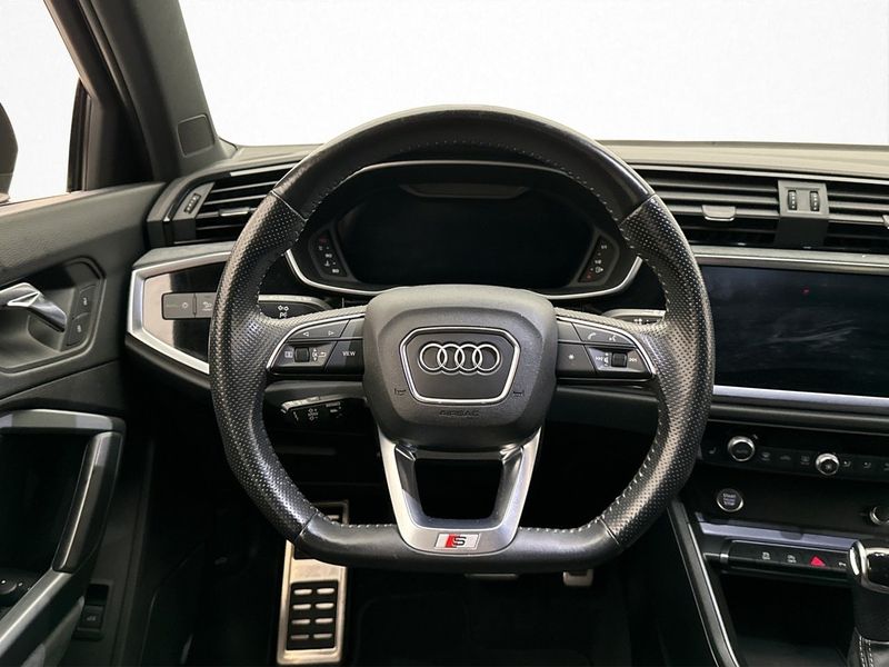 Audi Q3 bild 15