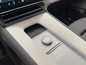 Polestar 4 bild 36
