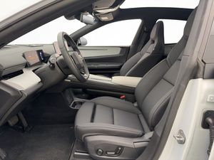 Polestar 4 bild 12