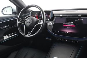 Mercedes E300 bild 14