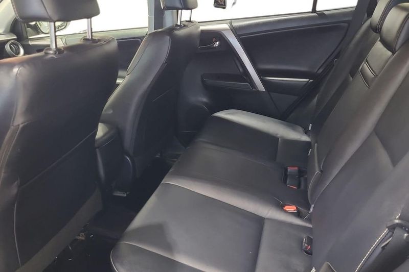 Toyota RAV4 bild 16