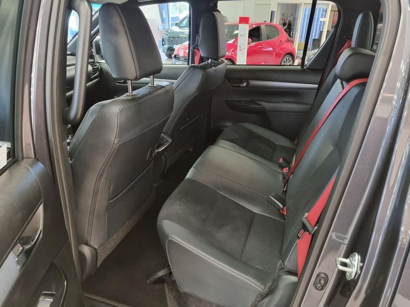 Toyota Hilux bild 15