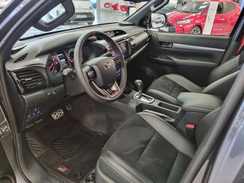 Toyota Hilux bild 11