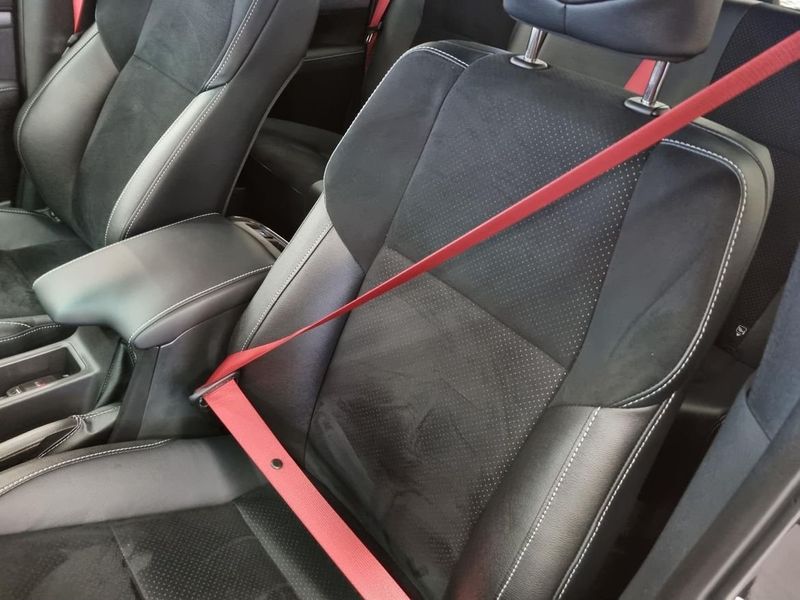 Toyota Hilux bild 14