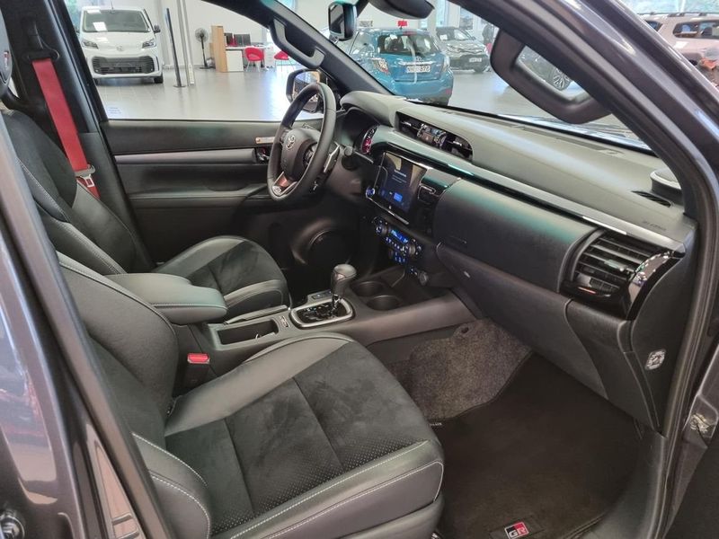 Toyota Hilux bild 16