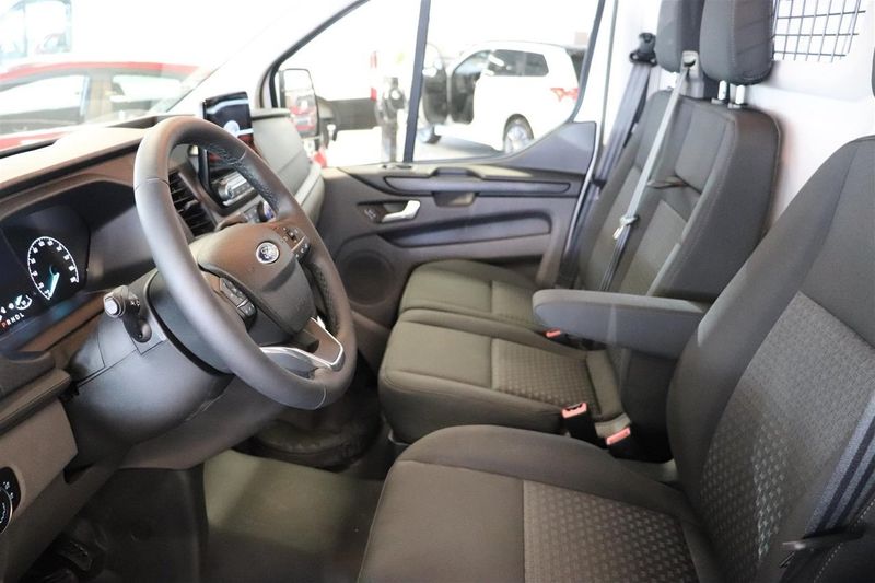 Ford Custom bild 7