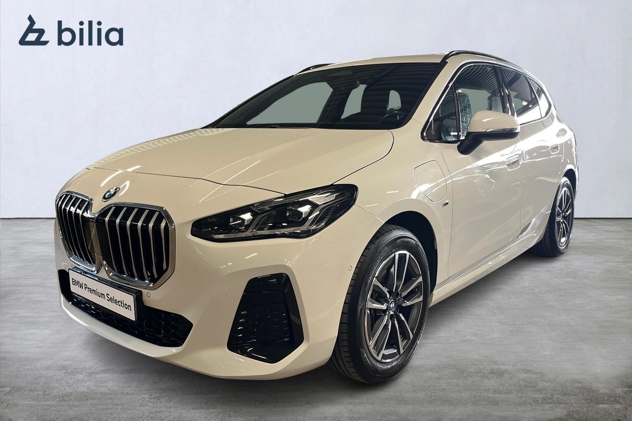 BMW 225