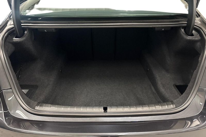 BMW 520 bild 10