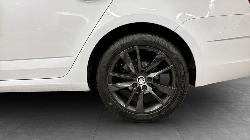 Skoda Octavia bild 6