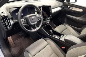 Volvo XC40 bild 8