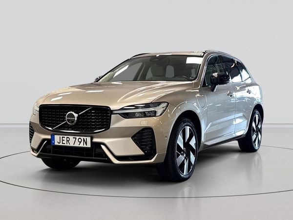 Volvo XC60 T6 Plus Dark Edition - 2025