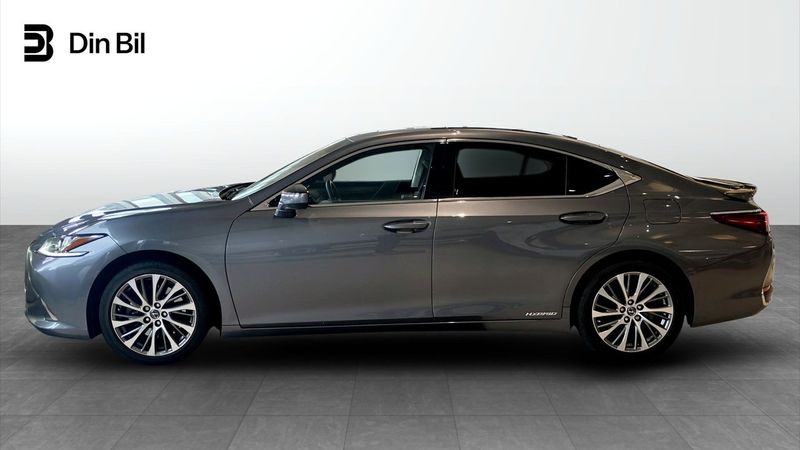 Lexus ES bild 2
