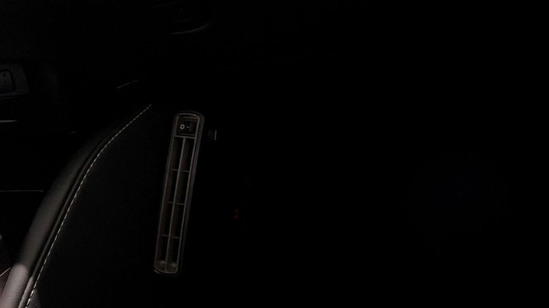 Lexus ES bild 17
