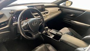 Lexus ES bild 7