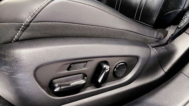 Lexus ES bild 15