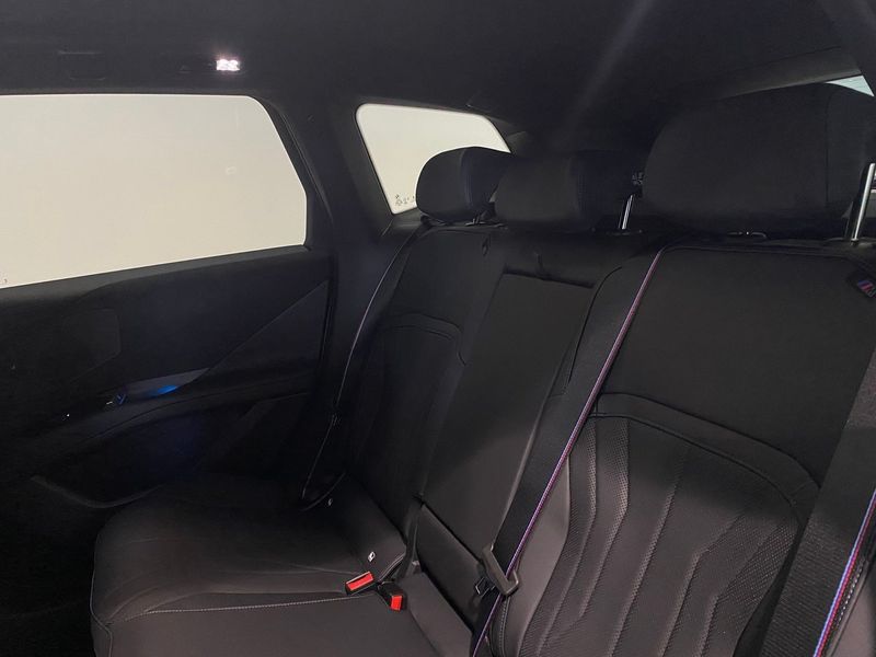 BMW iX3 bild 11