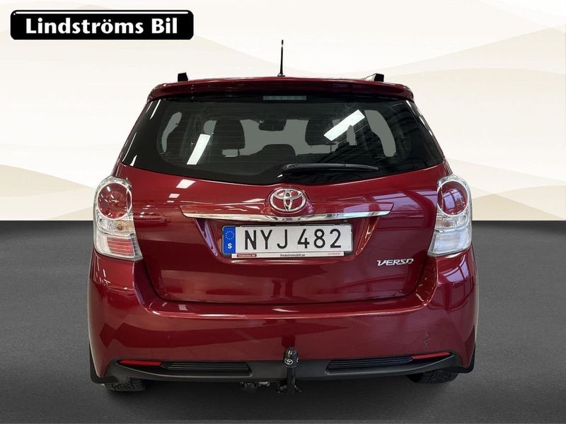 Toyota Verso bild 8