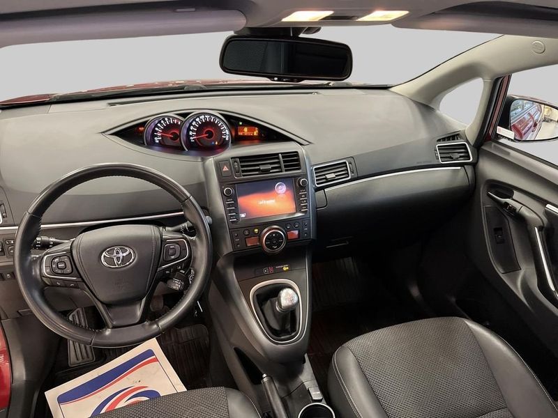 Toyota Verso bild 12