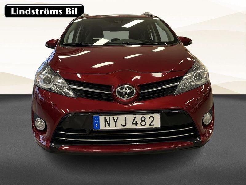 Toyota Verso bild 9