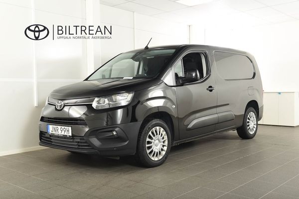 Toyota Proace City Long 1.5D Auto Comfort Drag D-värmare V-hjul Moms - 2023