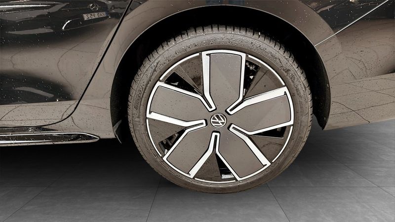 Volkswagen Passat bild 6