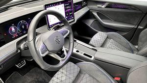 Volkswagen Passat bild 7