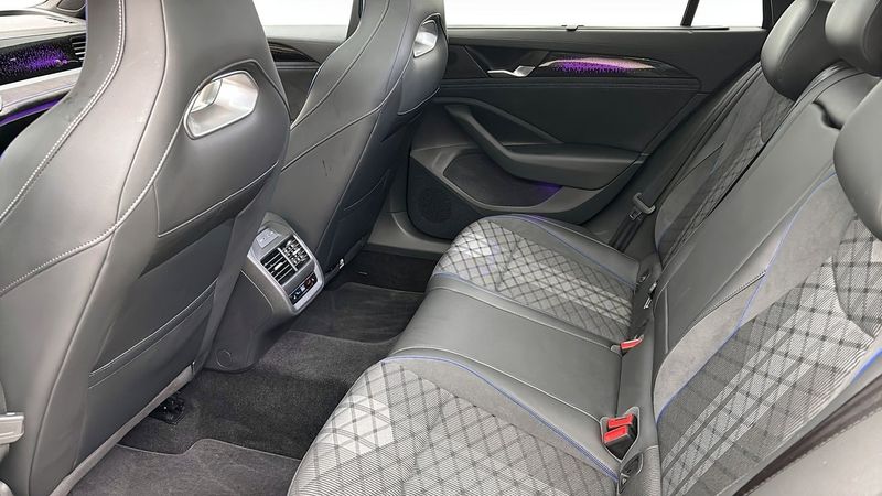 Volkswagen Passat bild 11