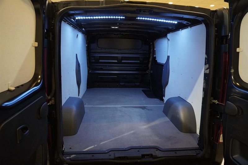 Nissan Primastar bild 8