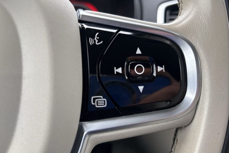 Volvo XC90 bild 27