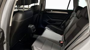 Volkswagen Passat bild 11