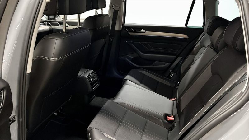 Volkswagen Passat bild 11