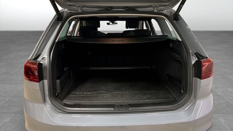 Volkswagen Passat bild 12