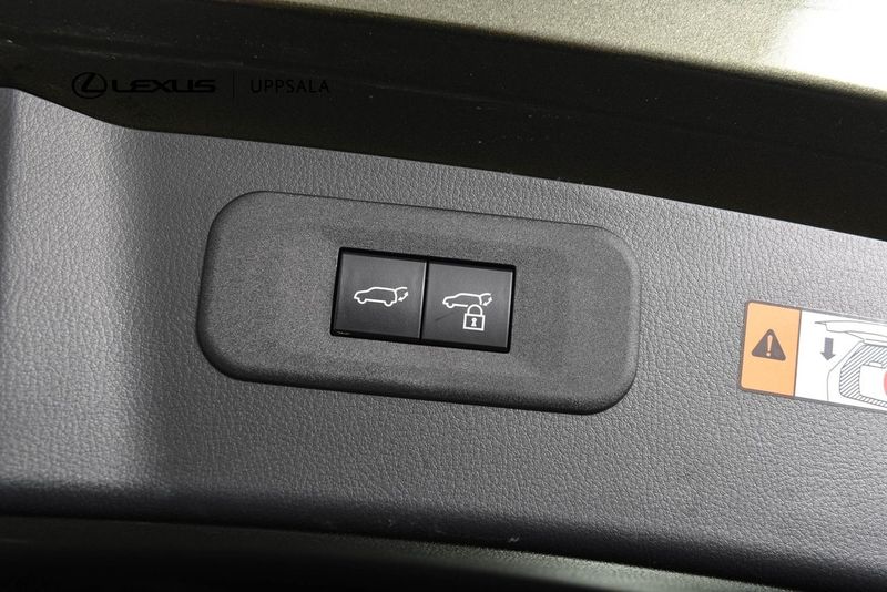 Lexus NX bild 10