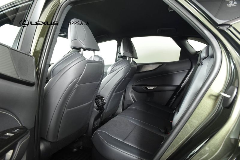 Lexus NX bild 7